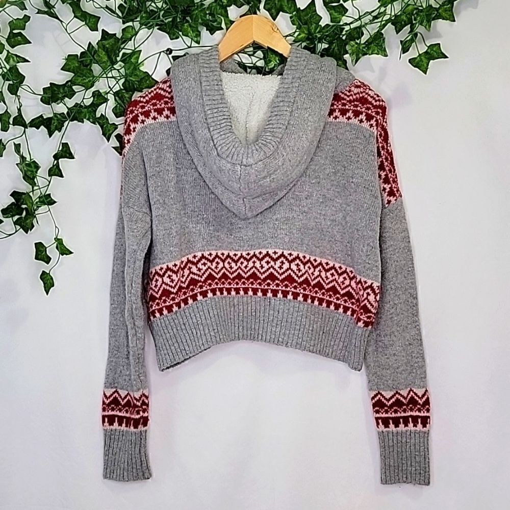 Ruby Moon. Christmas Sweater. Cropped. Pompoms. EUC. Size Small - Picture 3 of 8